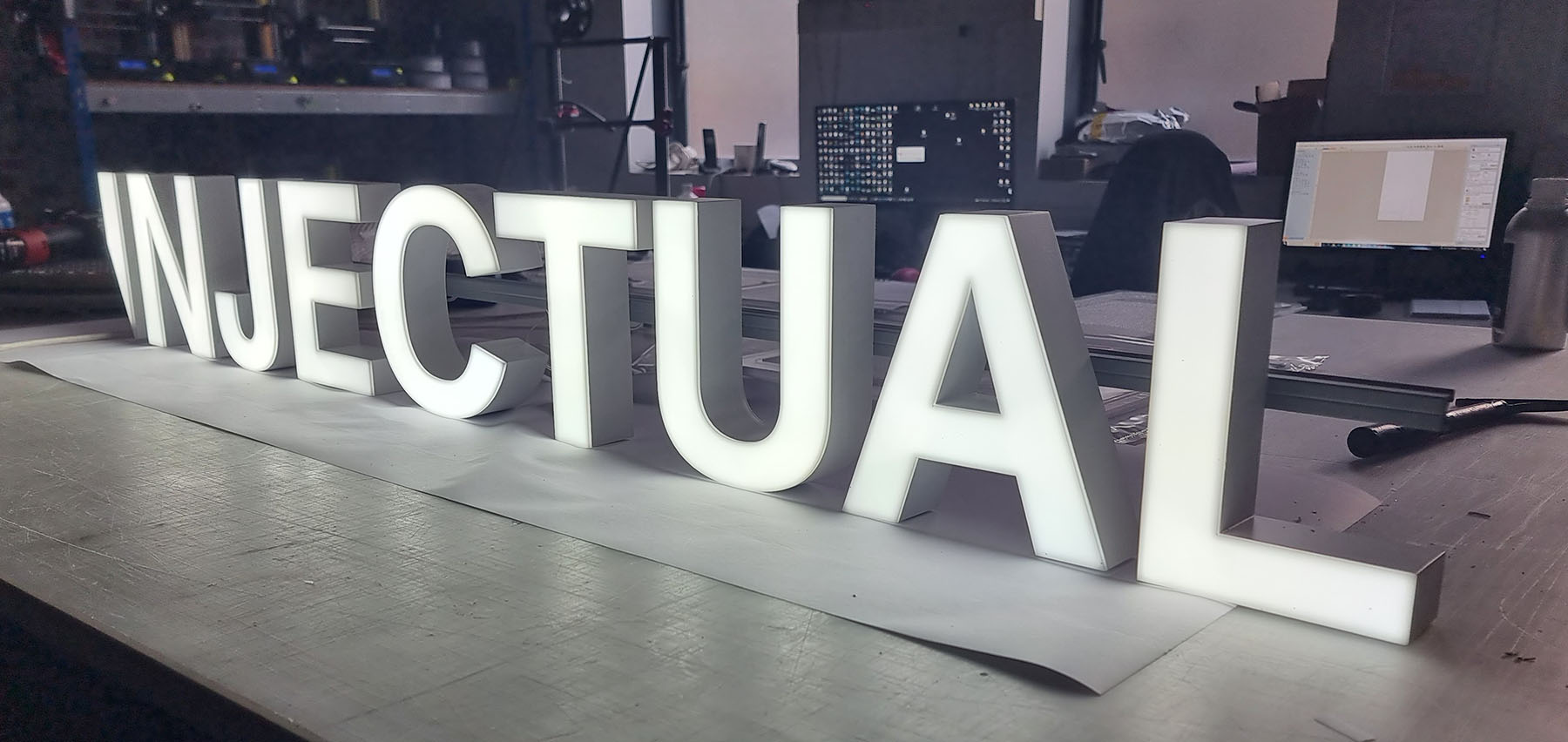 FRONT ILLUMINATED 3D BUILT-UP LETTERS