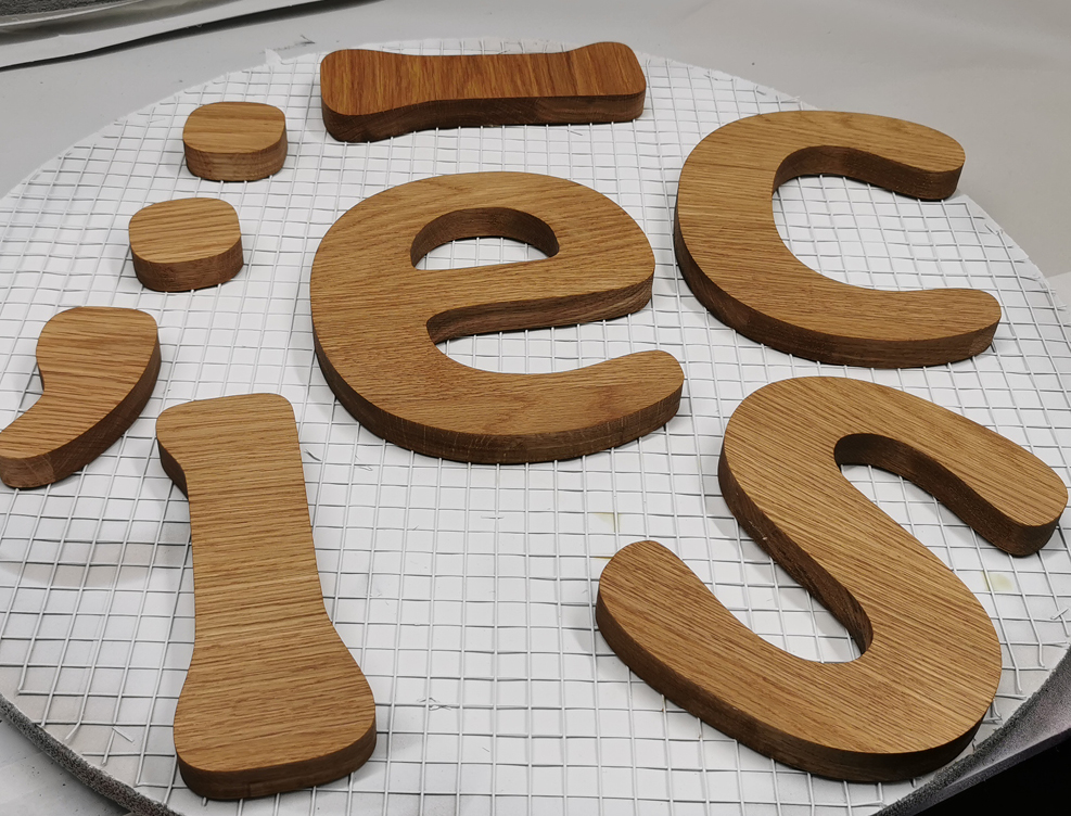 19MM EUROPEAN OAK LETTERS