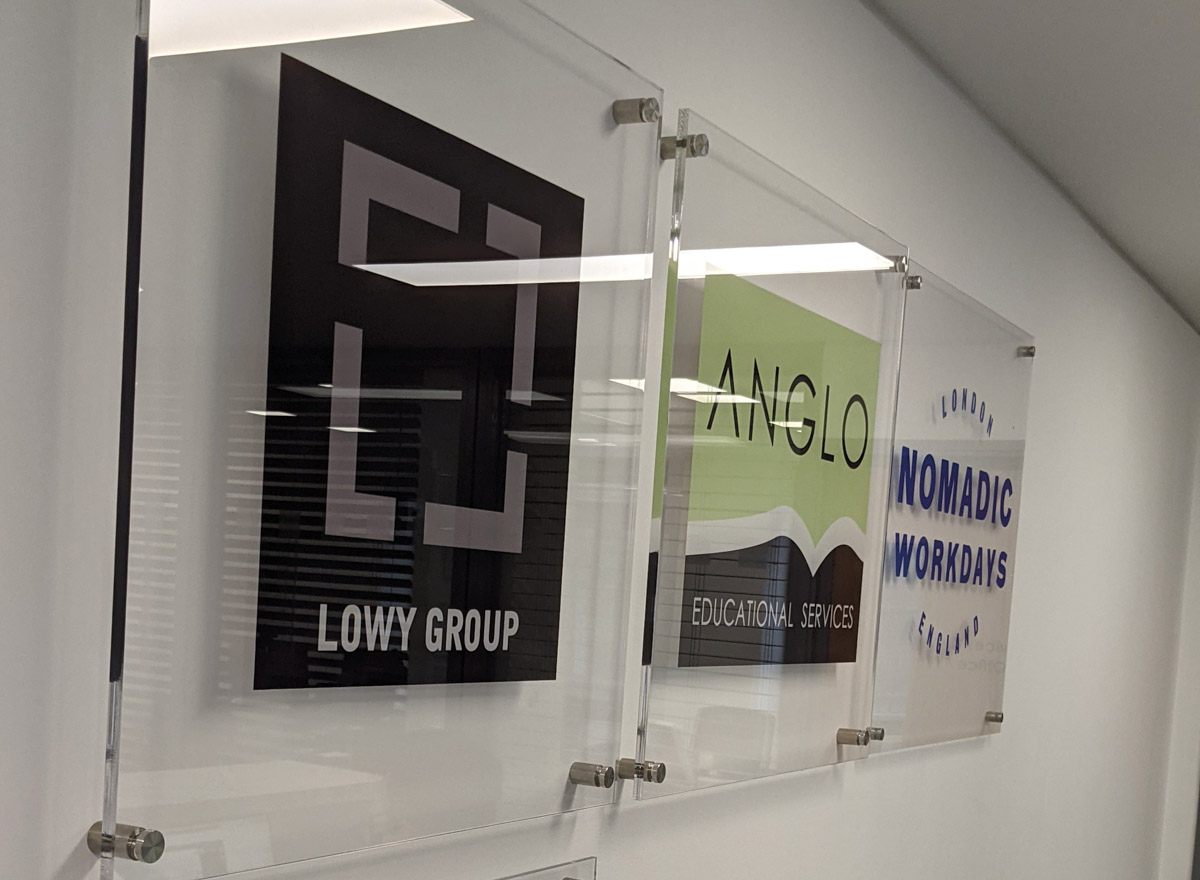 CLEAR ACRYLIC PLAQUES WITH FULL COLOUR PRINT TO REVERSE ON STUDS