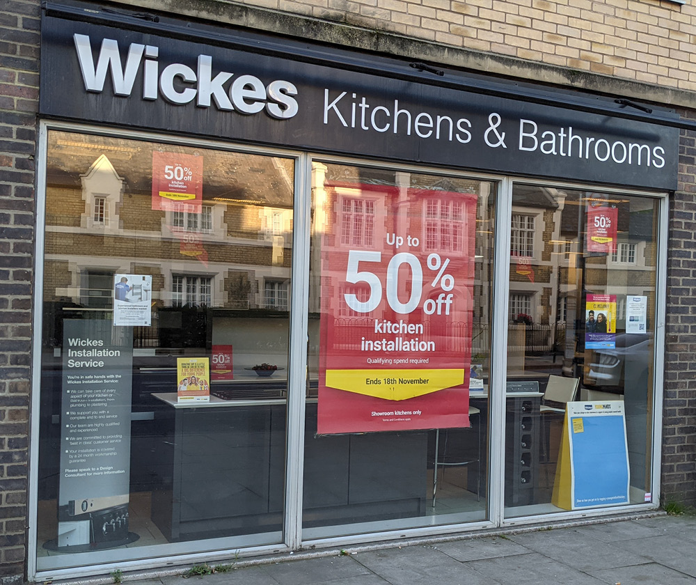 FLAT CUT ACRYLIC LETTERS in London