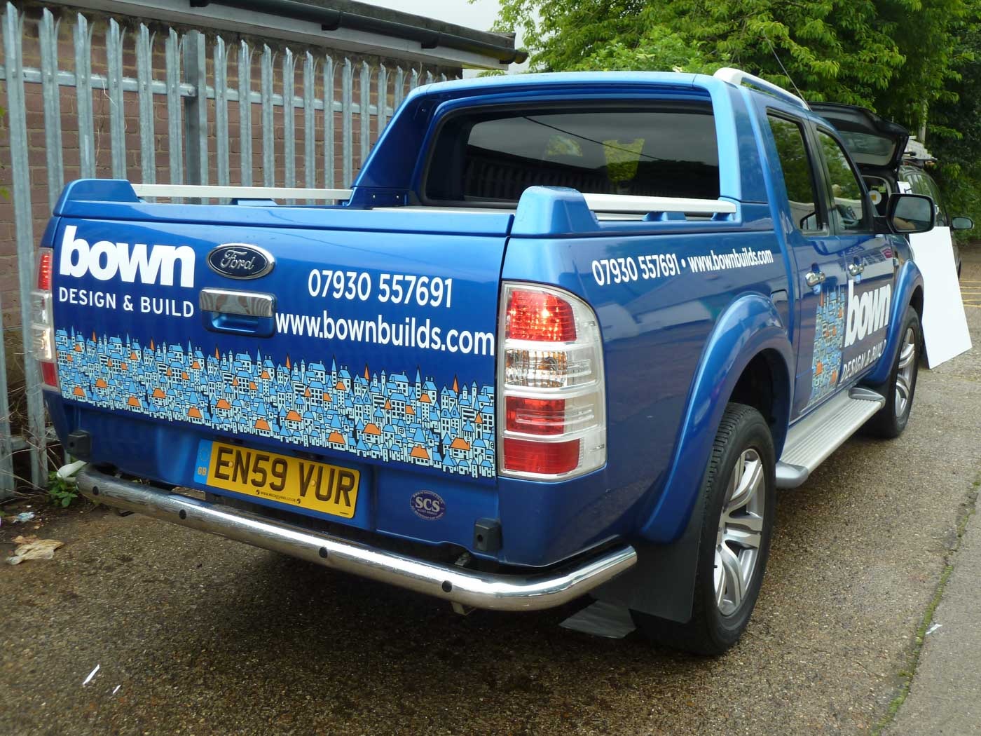 3D Built-Up Letters on Tray in London
